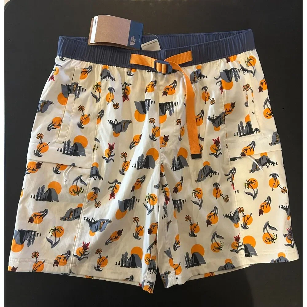 The North Face White Valley Sun Belted Cargo Shorts Men's Medium LONG NWT